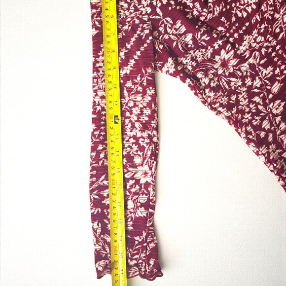 Apt. 9 Burgundy Floral Twist Front Blouse – Size Medium, NWT - Picture 7 of 11